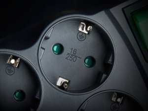 SVEN SF-08E-16 5m listwa przeciwprzepięciowa 9