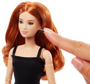 Lalka Barbie Mattel Signature Barbie Basics Model 04 - Modowa lalka kolekcjonerska z rudymi falowanymi włosami (JBH74) 6
