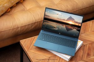 Laptop HP Pavilion 15-eh3989nw / 84A09EA / AMD Ryzen 7 / 16GB / SSD 512GB / AMD Radeon / FullHD / Win 11 / Niebieski 10