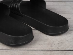 Lotto Flyde 2400940U-1110 Czarne 46 6