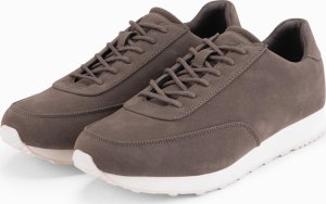 Męskie sportowe buty sneakersy z ekoskóry o zamszowym wykończeniu  ciemnobrązowe V2 OM-FOCS-0161 44 1