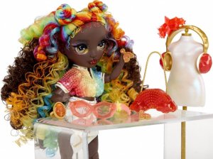 MGA Rainbow High Creative Crystals Iris (121381-EUC) 12