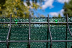 Zestaw siatka cieniująca 90% 1.5 x 50m Shark + 200 sztuk opasek zaciskowych Zielony 13