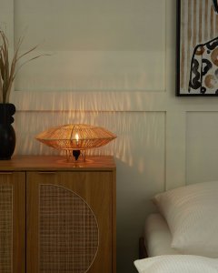 Lampa stołowa Beliani Lampa stołowa ze słomy MENTIRI 2