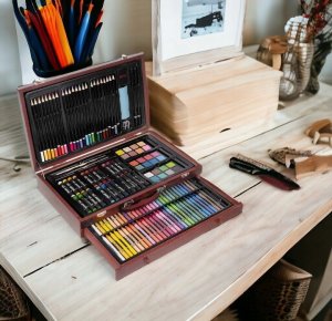 Zestaw plastyczny do malowania w walizce 142 elementy 3