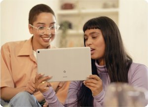 Google Pixel Tablet i stacja ładująca z głośnikiem 11" 256 GB Android nowy 6