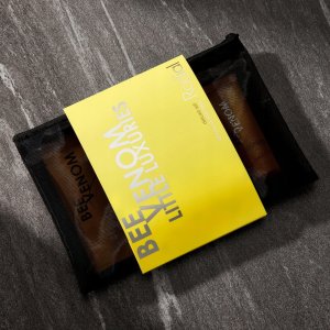 Rodial Little Luxuries Kit Set : Bee Venom, Moisturizing, Cream, For Face, 15 ml + Bee Venom, Eliminates Impurities, Cleansing Balm, For Face, 20 ml + Bee Venom, Anti-Wrinkle, Eye Cream, 5 ml + Bee Venom, Firming, Eye Patch, 3 g For Women 5