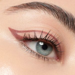 Catrice Kohl Kajal Kredka do Oczu Burgundy Babe (100) 7