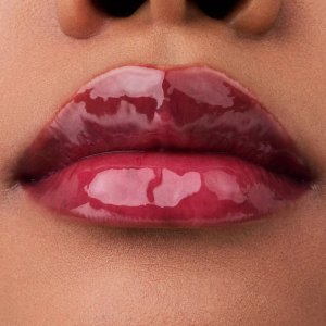 Catrice Glossin' Glow Tinted Lip Oil Olejek do ust Keep It Juicy (010) 11
