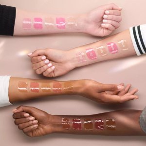 Catrice Glossin' Glow Tinted Lip Oil Olejek do ust Keep It Juicy (010) 12