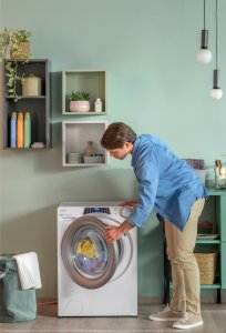 Candy Washing Machine with Dryer | RPW 41066BWMR8-S | Energy efficiency class A/D | Front loading | Washing capacity 10 kg | 1400 RPM | Depth 58 cm | Width 60 cm | Display | Digit | Drying system | Drying capacity 6 kg | Steam function | White 18