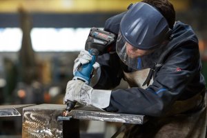 BOSCH.COMBO SET 18V (GSR 18V-90C +GWS 18V-15 PSC +GKM 18V-50 +GGS 18V-23 PLC) 1xPC4.0Ah 2xPC5.5Ah ... 3