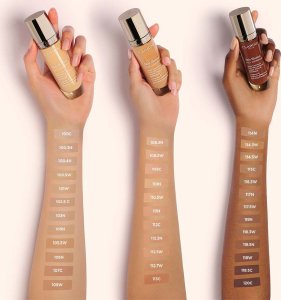 Clarins CLARINS SKIN ILLUSION FULL COVERAGE HYDRATING FOUNDATION 105N 30ML 2