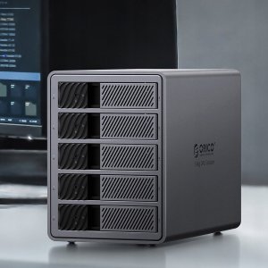 Kieszeń Orico Orico  Macierz dyskowa Thunderbolt 3 na 5 dysków 2,5"/3.5" SATA HDD/SSD - szara 4