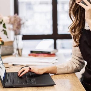 Biznesowy Laptop Lenovo ThinkPad X1 CARBON Gen 12 / 21KC004AUS / Intel Ultra 7 / 32GB / SSD 1TB / WUXGA / Dotyk / W11 Pro 11