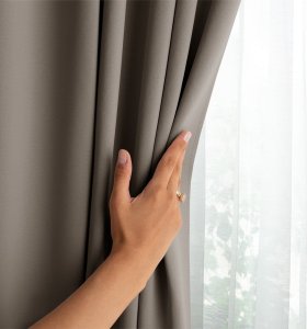 AmeliaHome Zasłona BLACKOUT styl klasyczny na przelotkach 140X175 beżowa 7