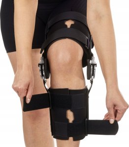 ORTEZA STAWU KOLANOWEGO STABILIZATOR KOLANA ZEGAR 8