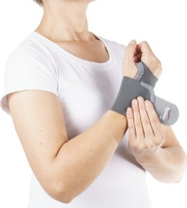 TYNOR STABILIZATOR NADGARSTKA ORTEZA RĘKI Z KCIUKIEM 5