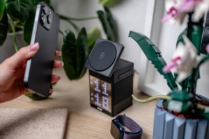 Ładowarka MagSafe z głośnikiem i wyświetlaczem Newell induOne MagPlay do 3 urządzeń mobilnych 20
