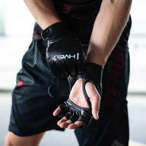 TB10 ELEKTRONICZNA TARCZA BOKSERSKA BLUETOOTH Z MUZYKĄ I RĘKAWICAMI BATERIA 4000MAH HMS 16