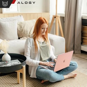 Etui do Apple Macbook Air 13.6 - M2/M3 2022/2023/2024/2025 Alogy AirGuard Elastyczna obudowa Matowa Przezroczysty Różowy 10