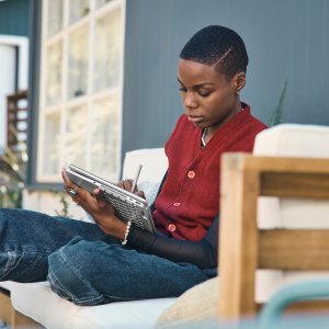 Laptop 2w1 HP Envy X360 14-fa0013dx / 9S1R3UA  / AMD Ryzen 5 / 16GB / SSD 2TB / Radeon / WUXGA / Dotyk / Win 11 9