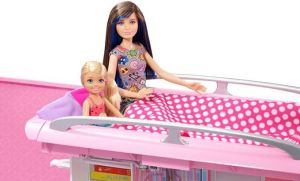 Mattel Barbie Wymarzony kamper (FBR34) 16