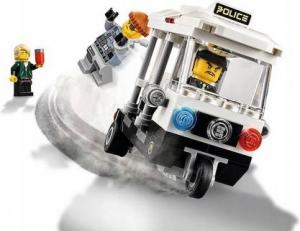 LEGO Ninjago Pościg w Ninjago City ( 70607 ) 5