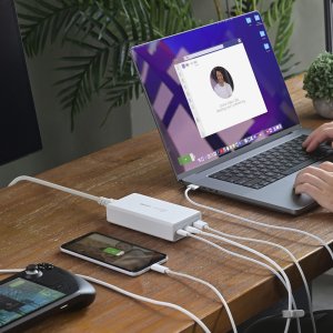 j5create JUP37185W-FN ładowarka do urządzeń przenośnych Uniwersalne Biały Prąd przemienny Szybkie ładowanie Wewnętrzna 4