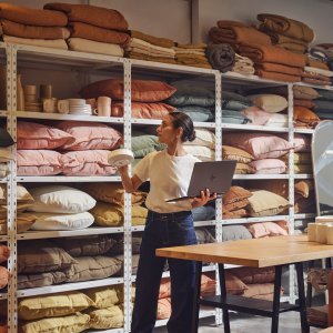 Laptop HP Laptop 2w1 OmniBook Ultra Flip 14-fh0109nw / B2MF7EA / Intel ultra 5 / 16GB / SSD 1TB / Intel Arc / 14" 3K / Dotyk / Win 11 10