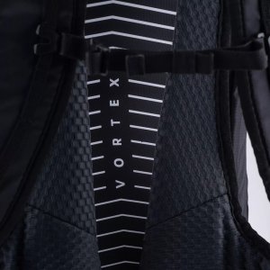 Plecak turystyczny trekkingowy miejski Elbrus Airtex S 35 litrów pokrowiec 10