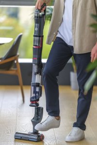 Vacuum cleaner - broom HOOVER HFX10H 011 17