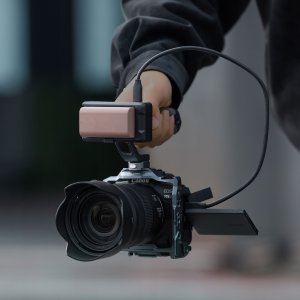 Zasilacz Ulanzi Płytka Zasilająca Na Usb-c Dc Pd Usb-a Do Sony Np F750 F770 F960 F970 1/4"" / Pa03 4