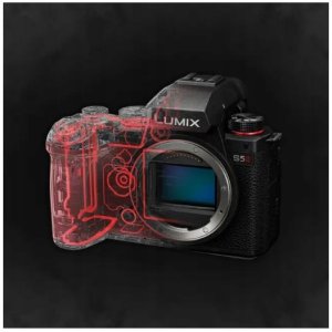 Panasonic Lumix DC-S5 II + 18-40mm 12