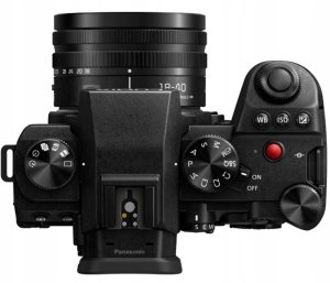 Panasonic Lumix DC-S5 II + 18-40mm 3