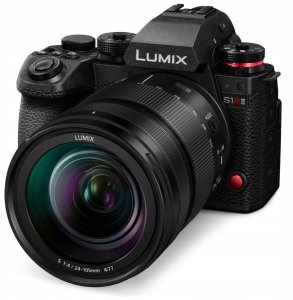 Panasonic Lumix DC-S1R II + 24-105mm 1