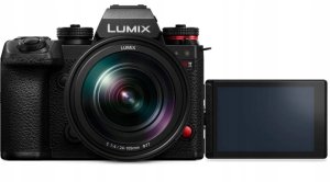Panasonic Lumix DC-S1R II + 24-105mm 3
