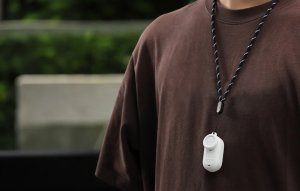 ETUI GUMOWE OSŁONA OCHRONNA ZE SMYCZĄ SUNNYLIFE DO INSTA360 GO 3S (BIAŁE) 4