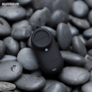 ETUI GUMOWE OSŁONA OCHRONNA ZE SMYCZĄ SUNNYLIFE DO INSTA360 GO 3S (BIAŁE) 5