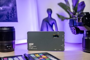 NEWELL NL4267 Zestaw Lampa LED RGB-W Rangha z dyfuzorem i statywem 2