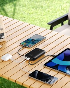 Swissten Voltbox 35W Power Bank 20000 mAh with Built-In Cables USB-C and Lightning 10