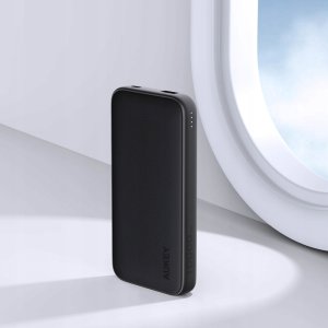 Aukey 10 000 mAh USB-C 15W PB-Y46 11