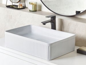 Umywalka Beliani Umywalka nablatowa ceramiczna 50 x 34 cm biała GELDO 2