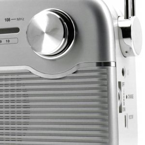 RADIO FM SOUNDMASTER TR480SI z PANELEM SŁONECZNYM O MOCY 0,3Wp, 3W, AKU Li-Ion 3