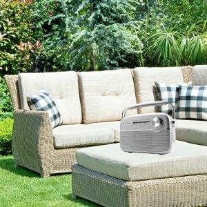 RADIO FM SOUNDMASTER TR480SI z PANELEM SŁONECZNYM O MOCY 0,3Wp, 3W, AKU Li-Ion 7