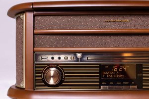 GRAMOFON SOUNDMASTER NR565DAB CD/MP3 KASETA USB BT FM, NAGRYWANIE USB, 2x5W 8