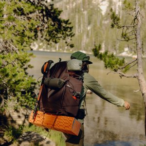 Plecak turystyczny Peak Design Plecak Outdoor Backpack 45L Ciemny Fiolet 2