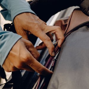 Plecak turystyczny Peak Design Plecak Outdoor Backpack 45L Ciemny Fiolet 10