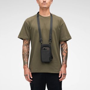 Incase Mała torba na ramię A.R.C. - Black 9