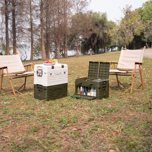 NCB4003 SKŁADANA SKRZYNIA KEMPINGOWA Z POKRYWĄ ZIELONA 50L NILS CAMP 11